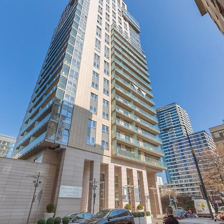 Platinum Towers Apartment With Parking By Renters Prestige Warsaw Exterior photo